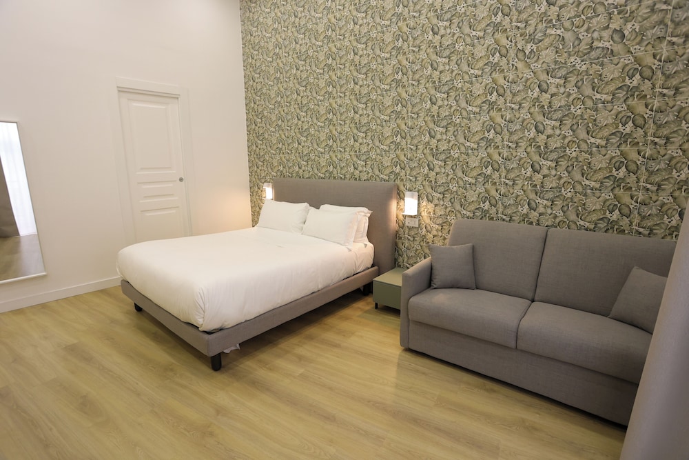 Elysium Relais