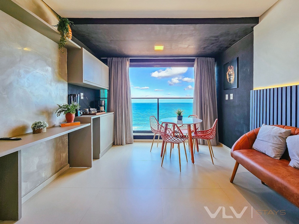 Art Studio by VLV Stays