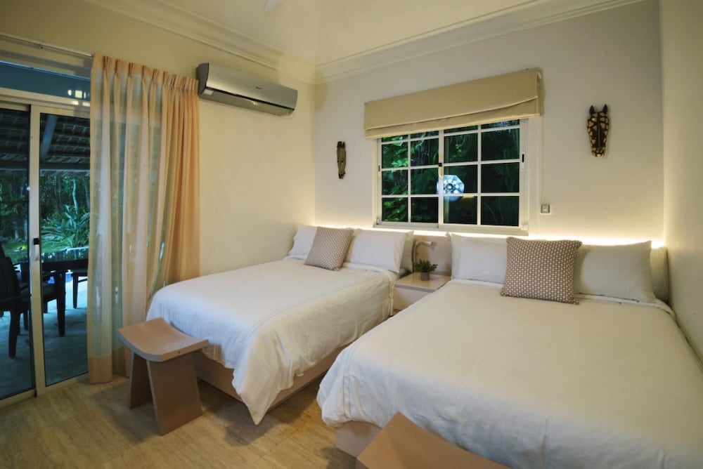Tortuga Bay Villa - Close to the Beach and Golf