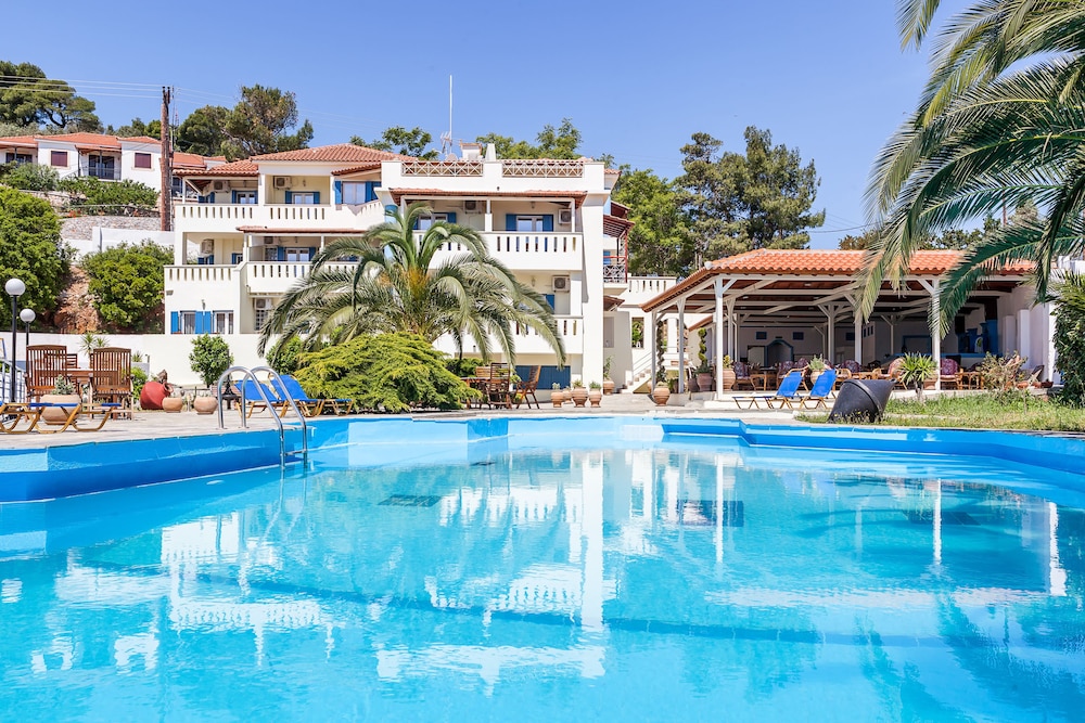 Stafylos Suites Boutique Hotel