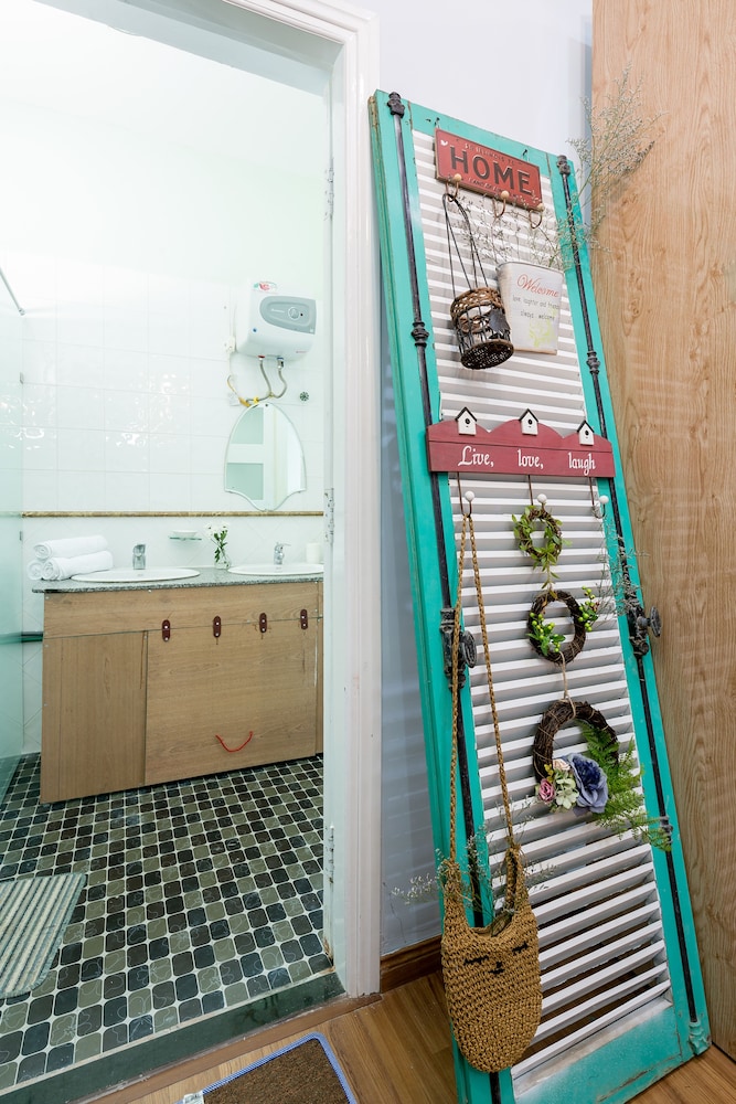 Little Pig Home - Hostel