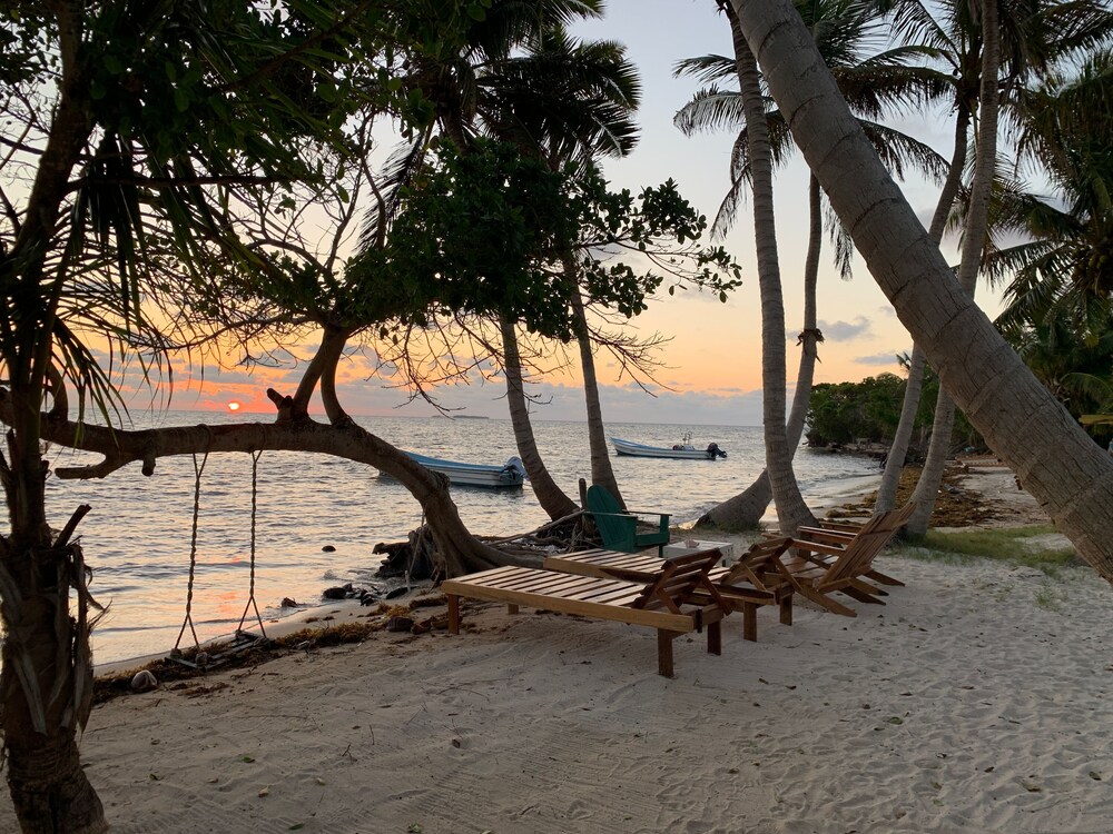 Itza Resort
