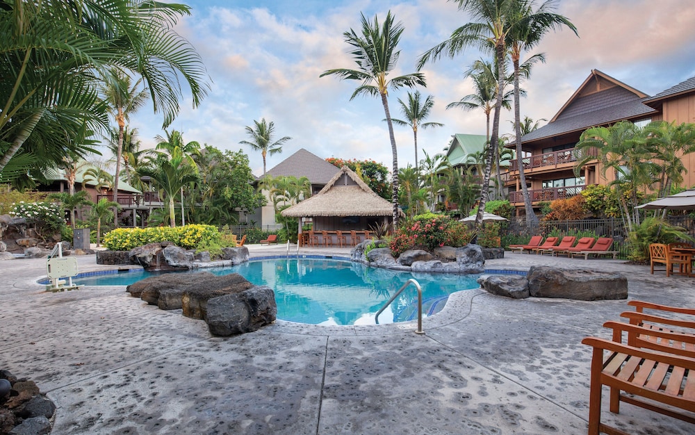 Hotel Club Wyndham Kona - Image 1