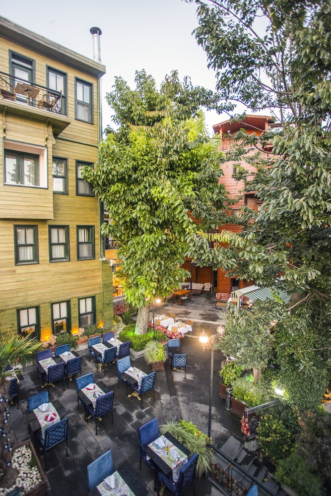 Bahçe Ev Oteli - Özel Sınıf - Image 25