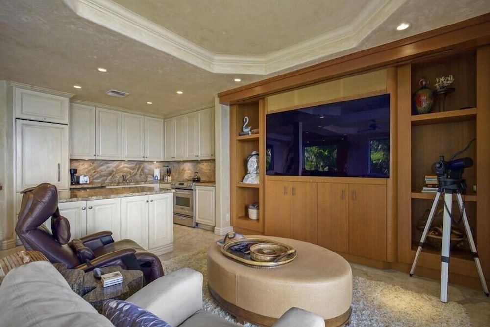 Makena Surf, #b-208 2 Bedroom Condo
