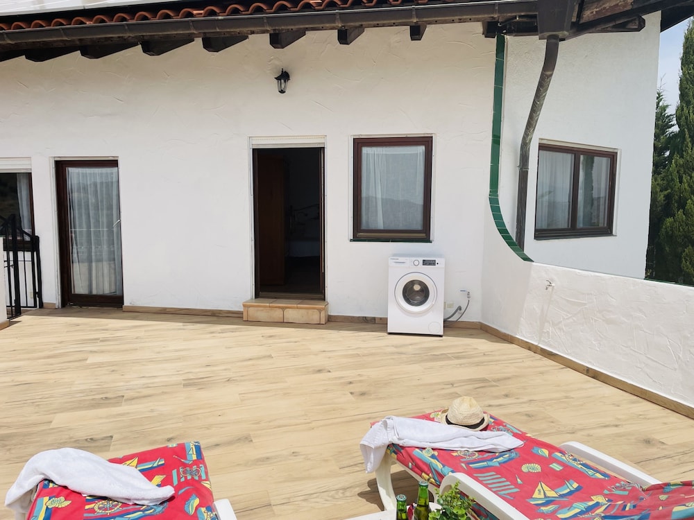 Casa Rural Comares con Piscina Privada by At Home