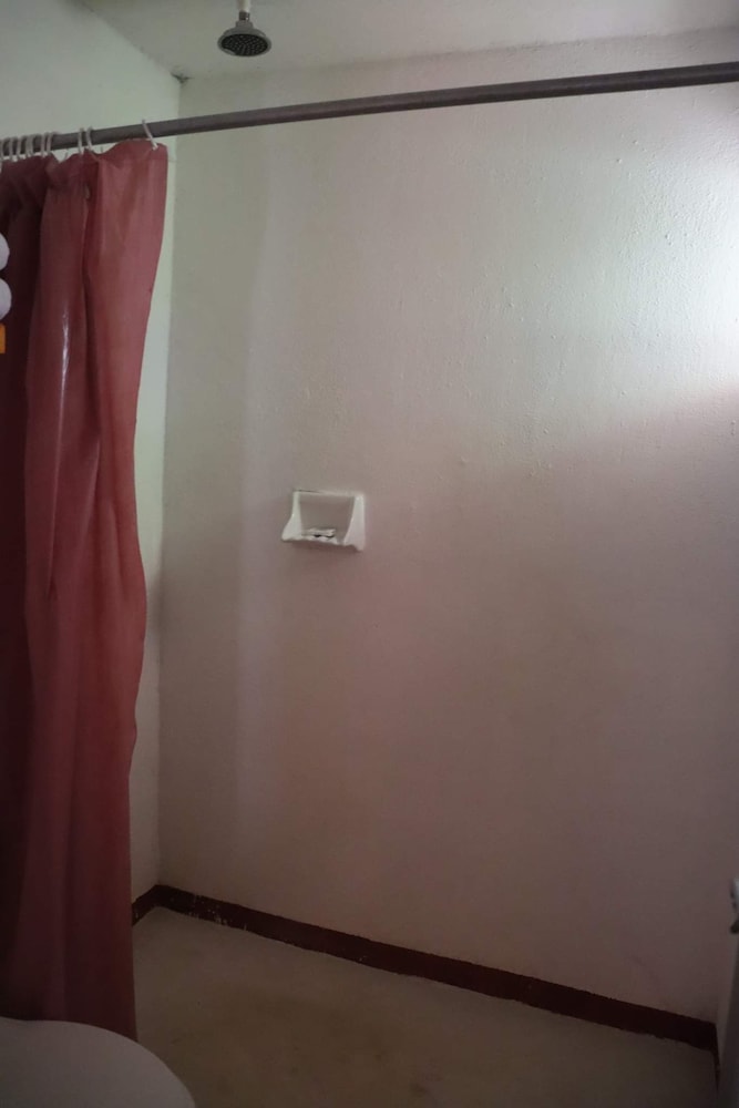 Frida Paradise - Property Image 10