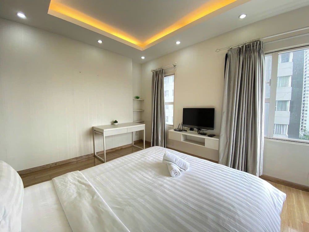 SUNRISE CITY VIEW Retreat