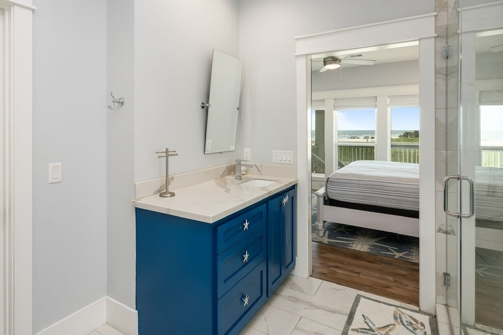 Deja Blue 2 3 Bedroom Home