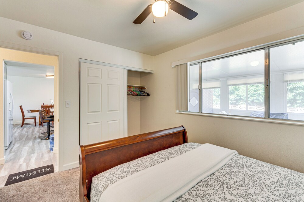 Hemet Retreat w/ Peak Views + 2 Saunas