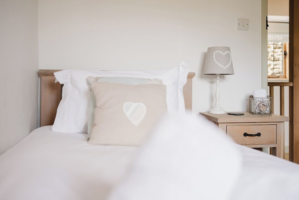 Sweetheart Cottage-Cosy 2BD in Cotswolds