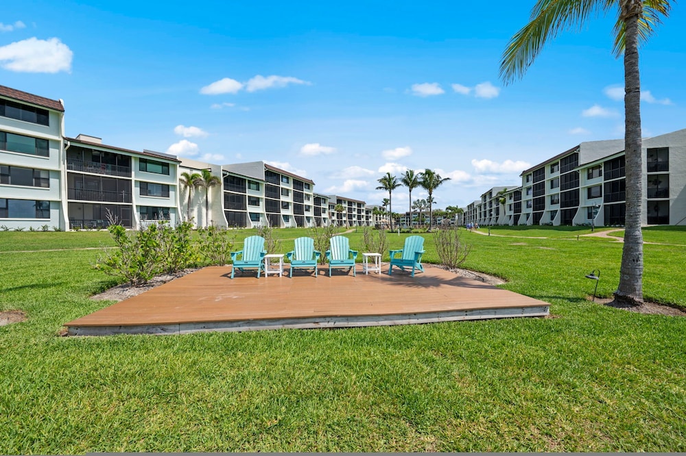 Loggerhead Cay 472 - Beach Front Pet-friendly