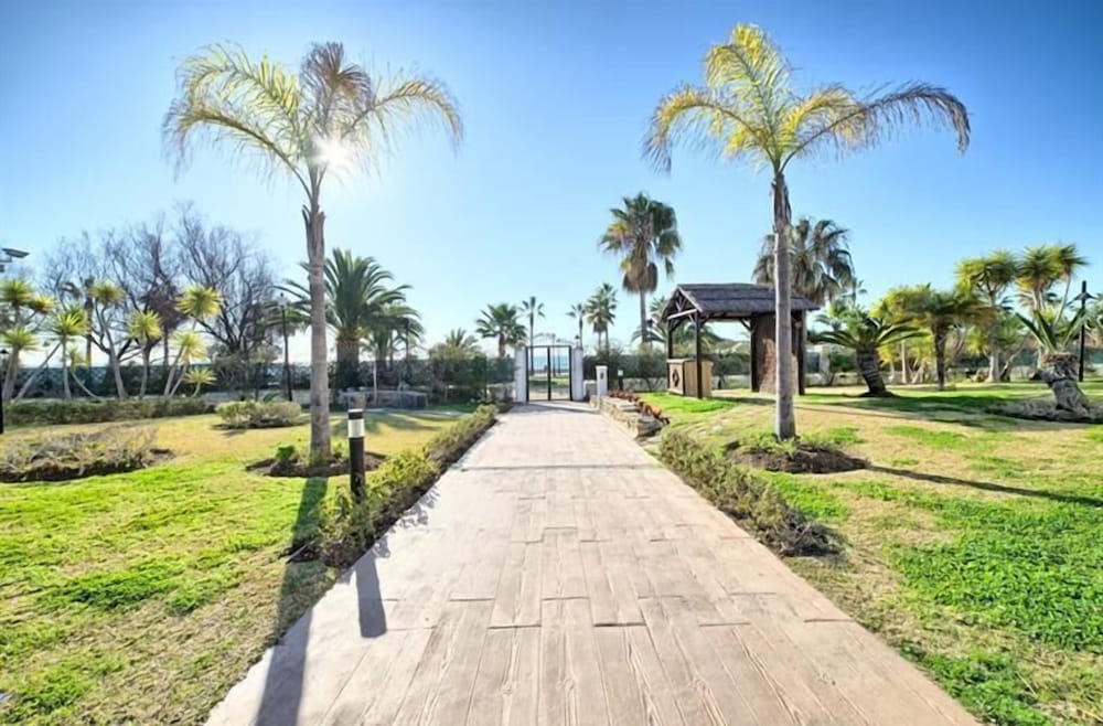 Infocom Apartments Playa Rocio