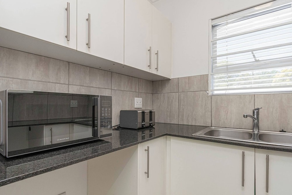 3 Bedroom Apartment in Sandton City