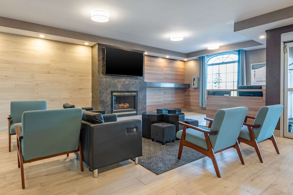 Toronto Vacations - Quality Inn  Suites - Property Image 4