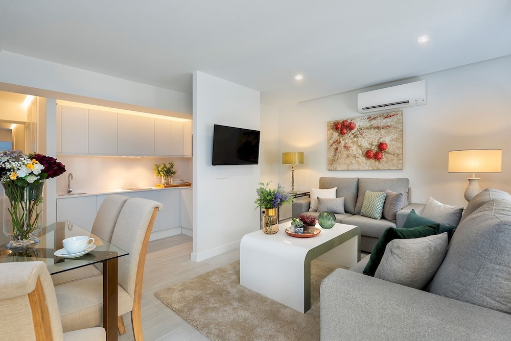 Genteel Home Velarde II view 4