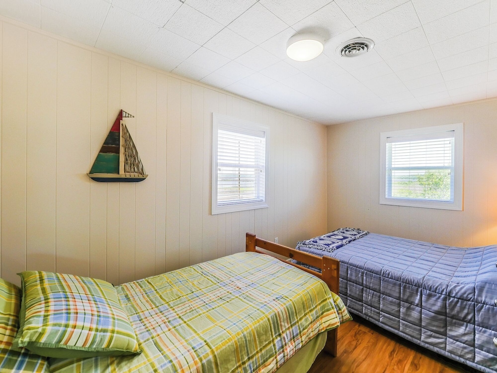 Sunset Bay by Topsail Realty