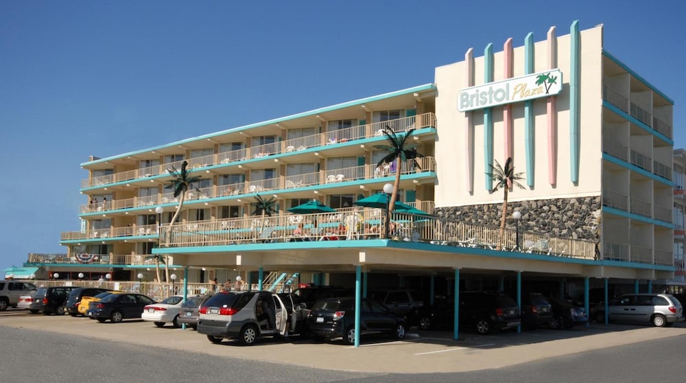 Bristol Plaza Resort Motel