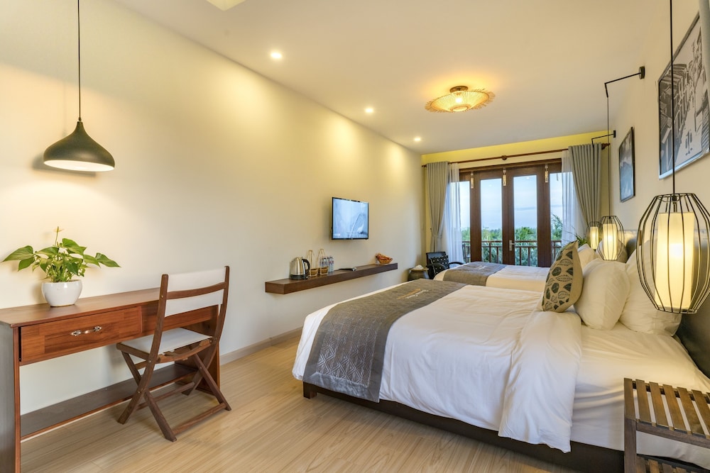 Riverside Hamlet Homestay & Villas
