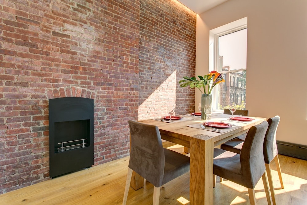 Hawthorn III by Rove Travel 2BR Designer Apt