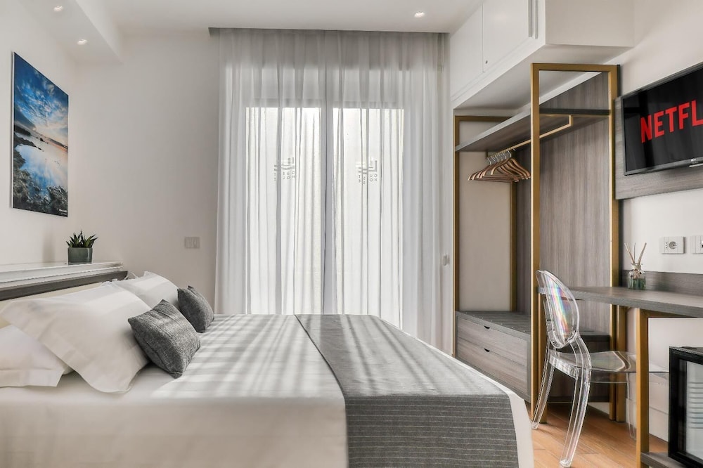 Gallery Suite