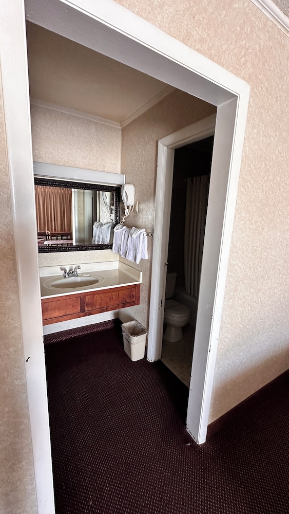 Botkins motel