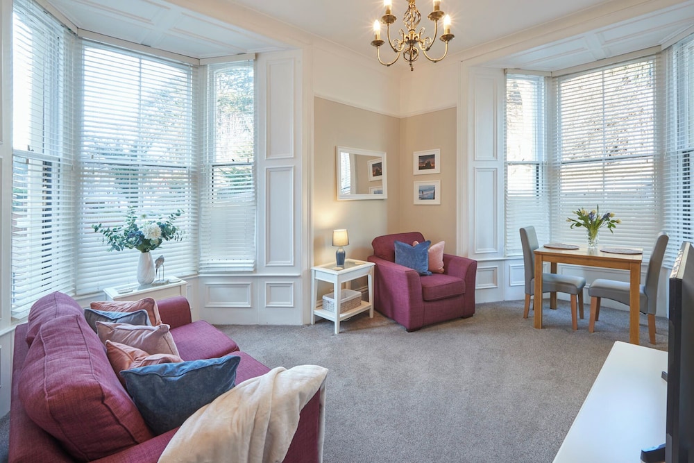 Host Stay Sandpiper Apartment