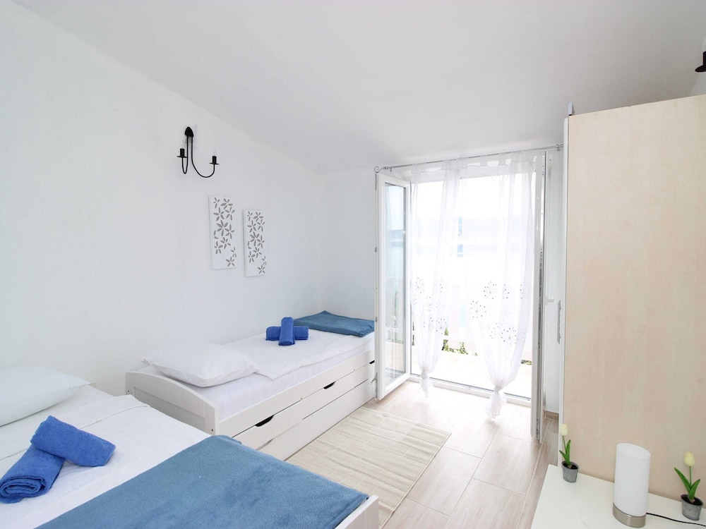 Apartment in Seline by the Sea view 2