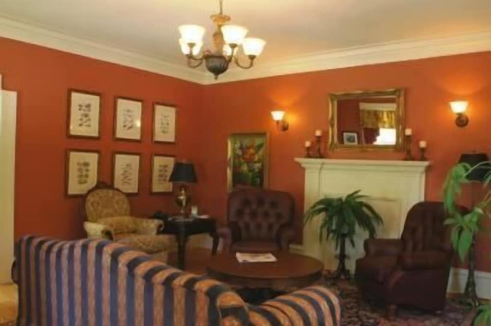 DesBarres Manor Inn