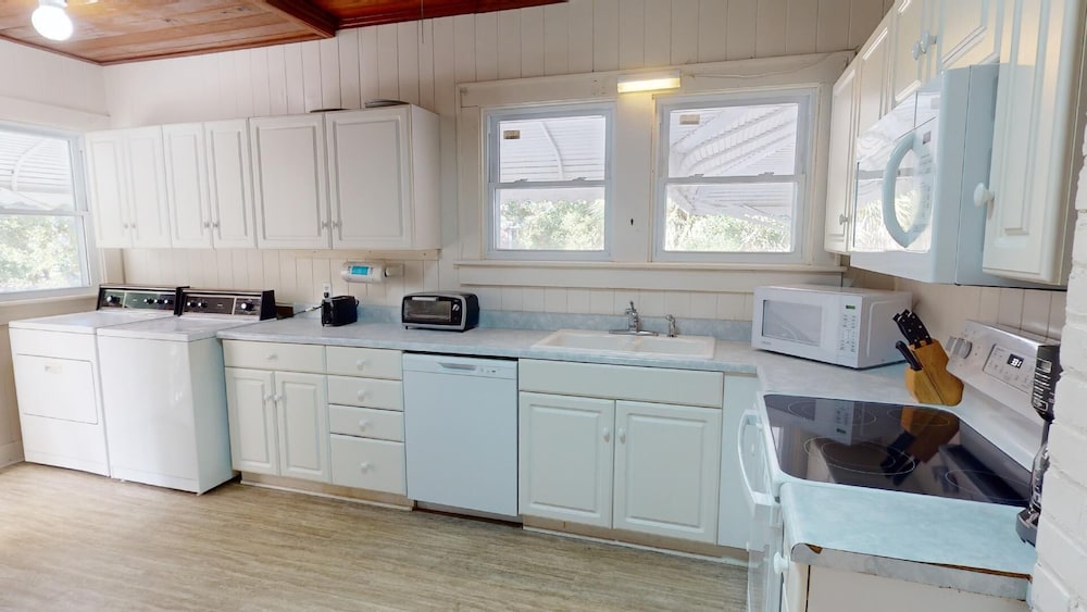 9 Shirley Road by Tybee Vacation Rentals