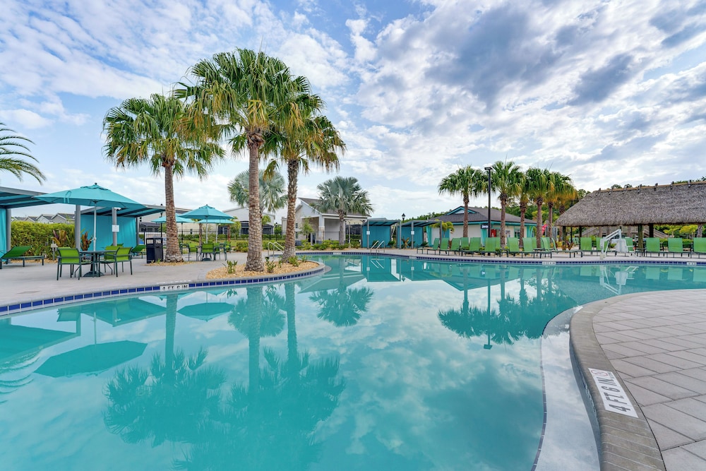 4 Mi to Old Town: Kissimmee Resort Home