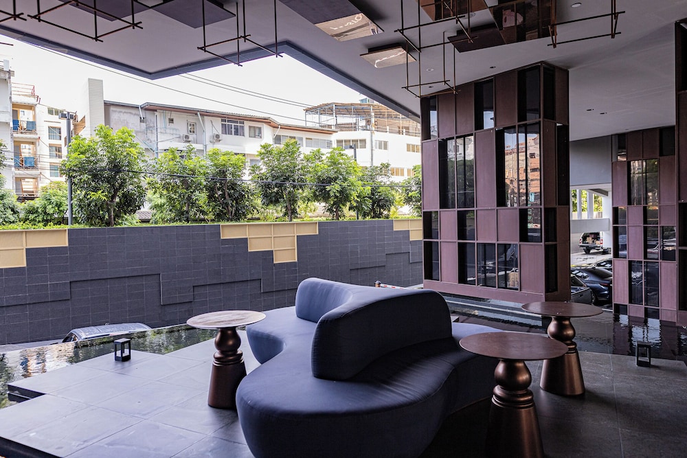 Sea View Edge Central Pattaya