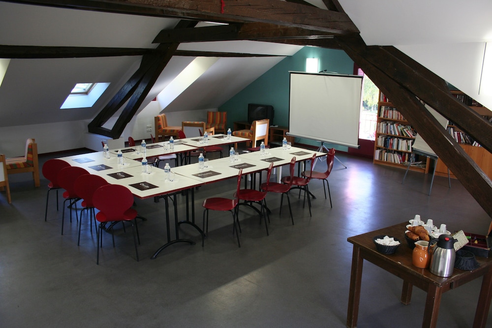 meeting & event spaces