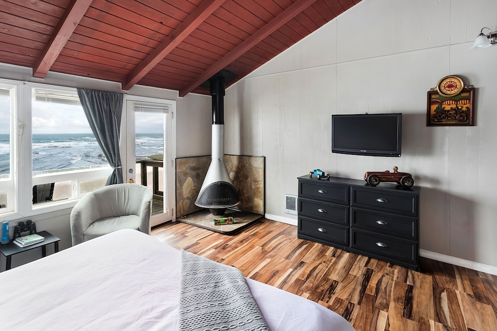 Moolack Shores Inn