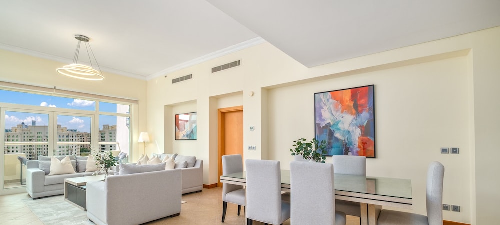 LUX The Shoreline Palm Island Suite 2