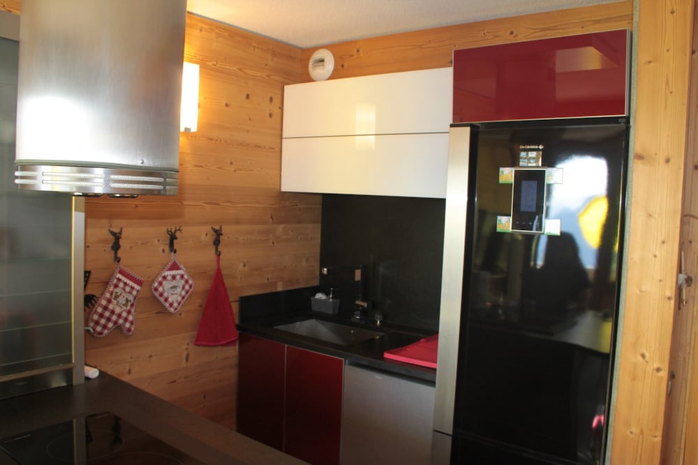 Apartment in Doucy With Mountain Views