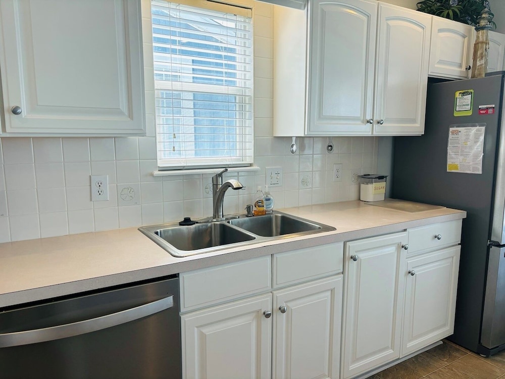 Seascape - 3 Br Home