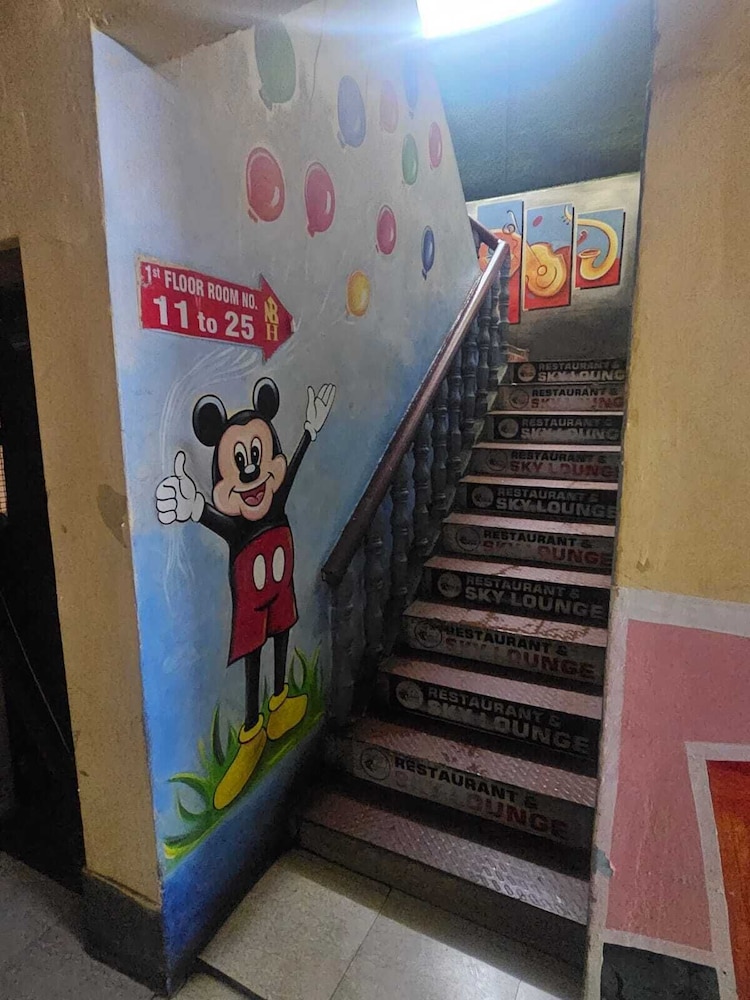 New Bhabani Hotel