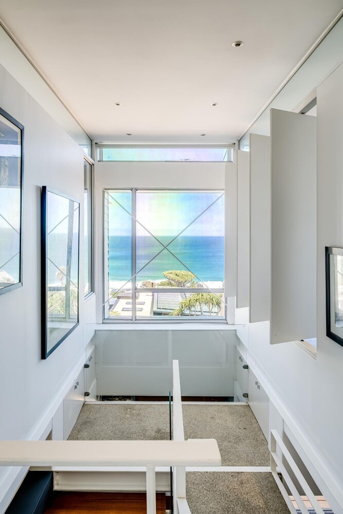 3bed Apt 4-min to Llandudno Beach Backline Views