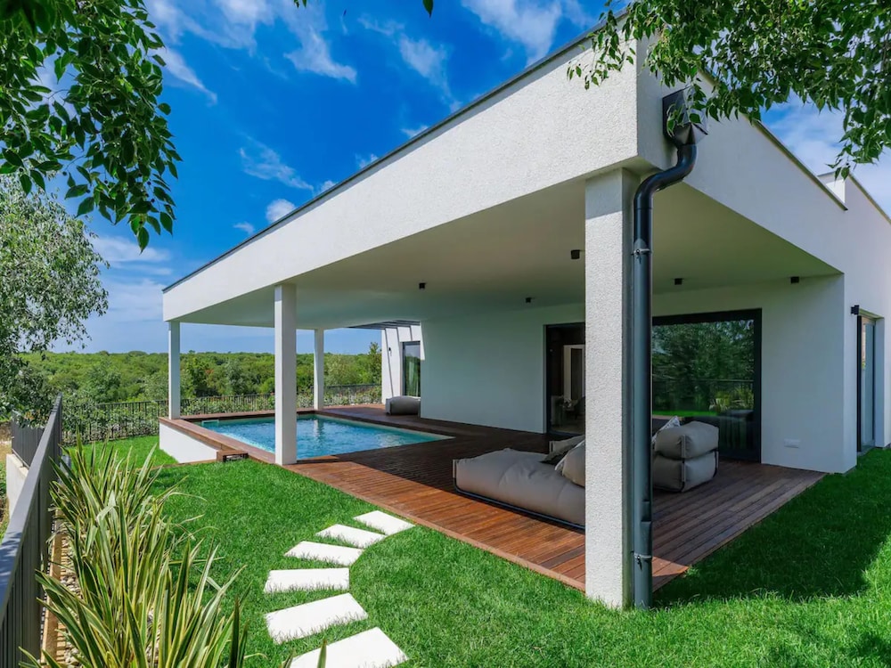 Holiday House with Pool Casa Lavanda