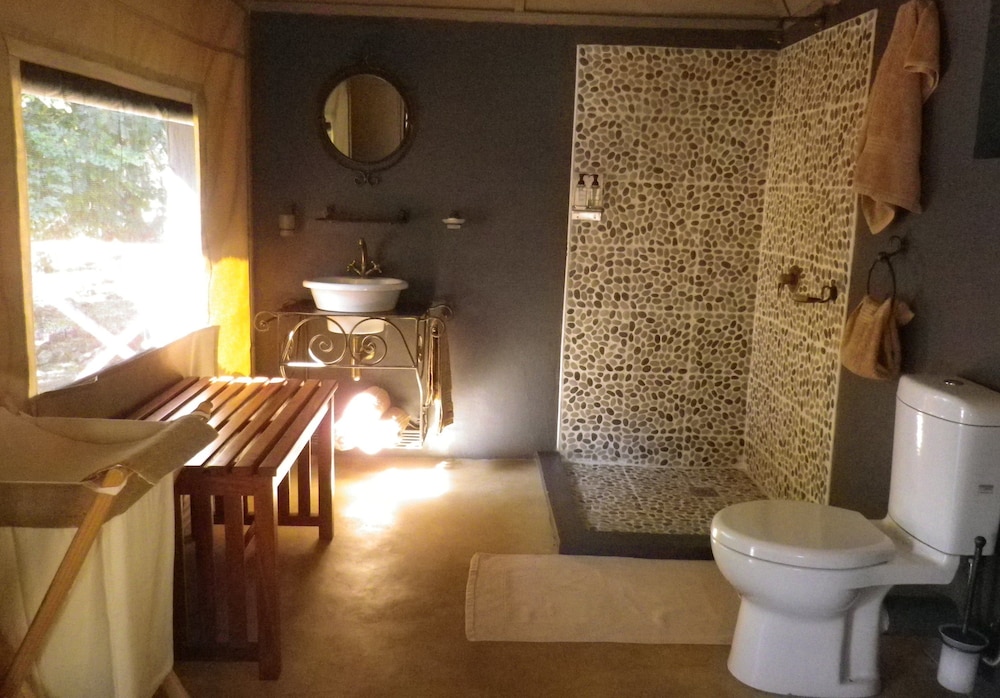 Blue Zebra Island Lodge