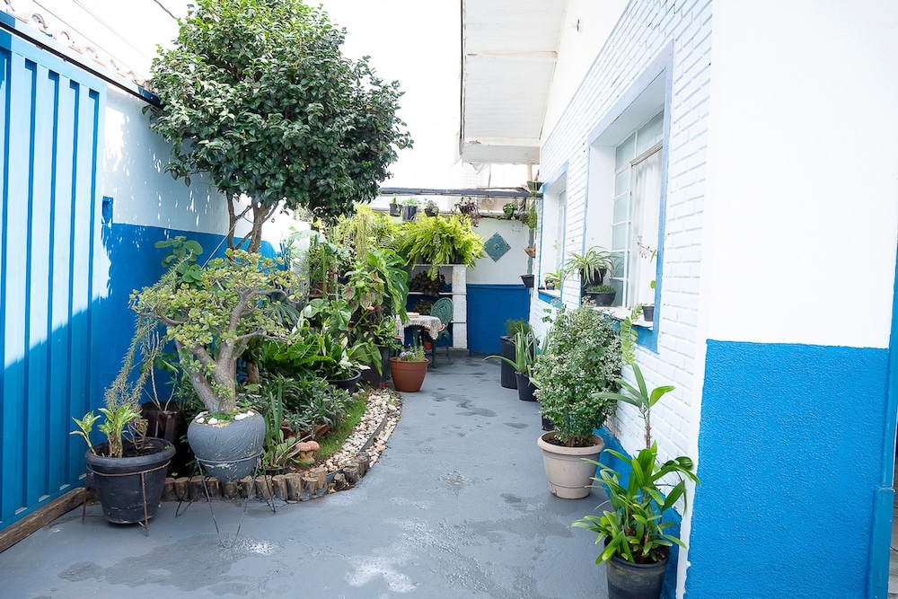 Casa Pet Friendly c 3 Quartos e Garagem no Jardim