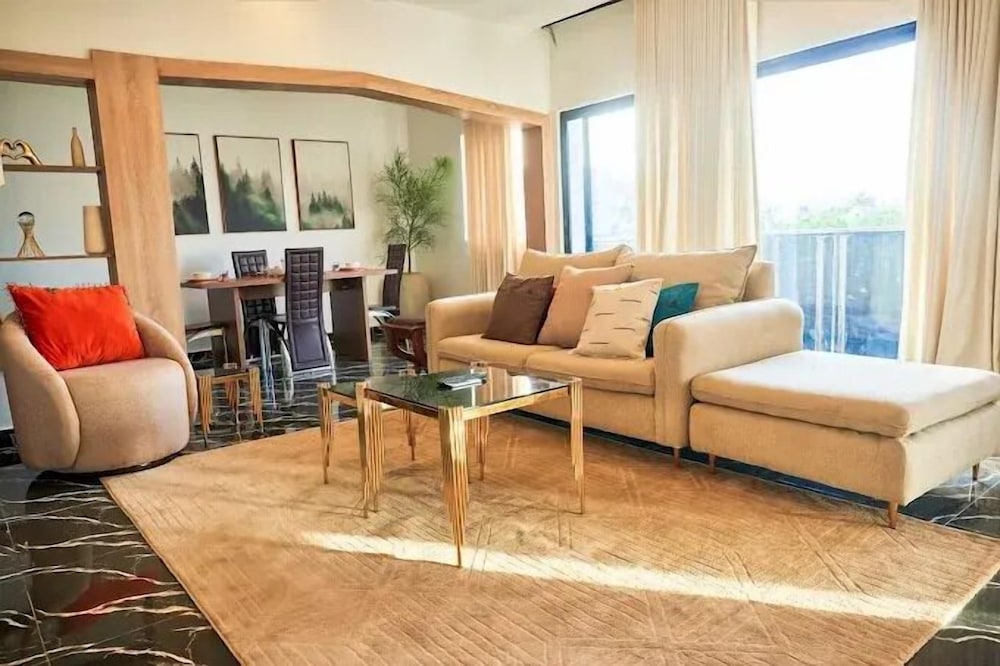 Cozy Cove Residence