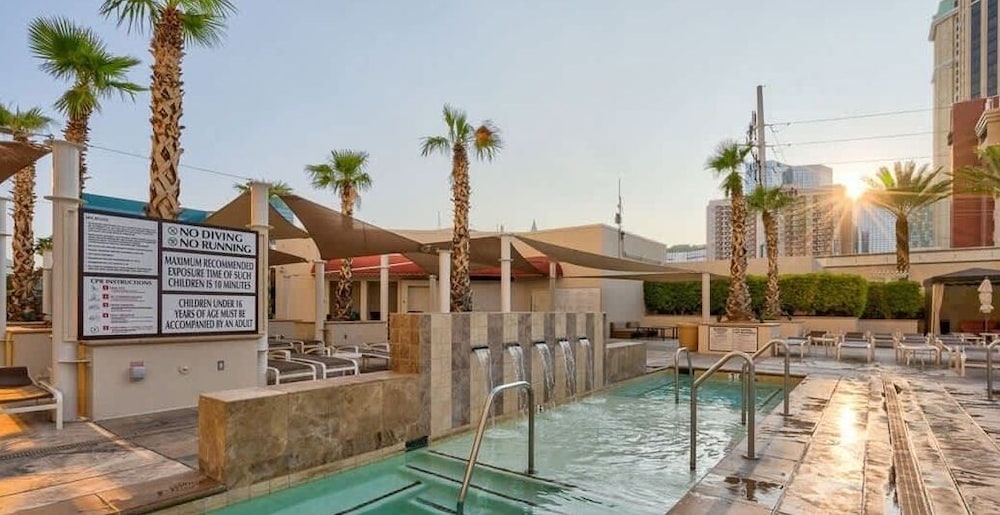 Signature MGM