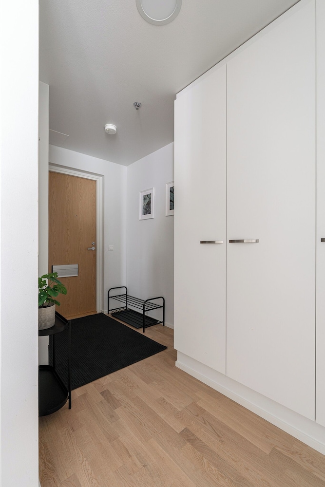 Homelike 1BR Apt with Sauna & Balcony at Pyynikki
