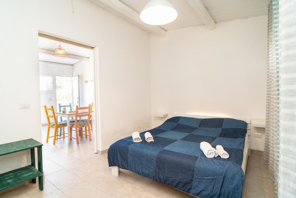 Villa Malamuri in Caucana-finaiti-casuzze-finaiti Nord