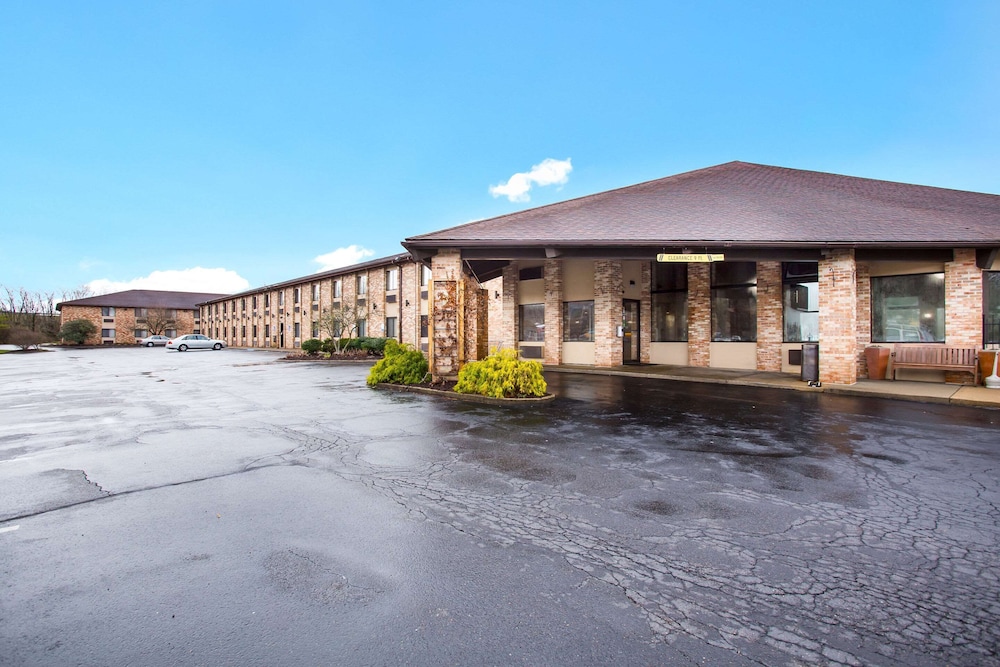 Athens Vacations - Quality Inn - Property Image 24