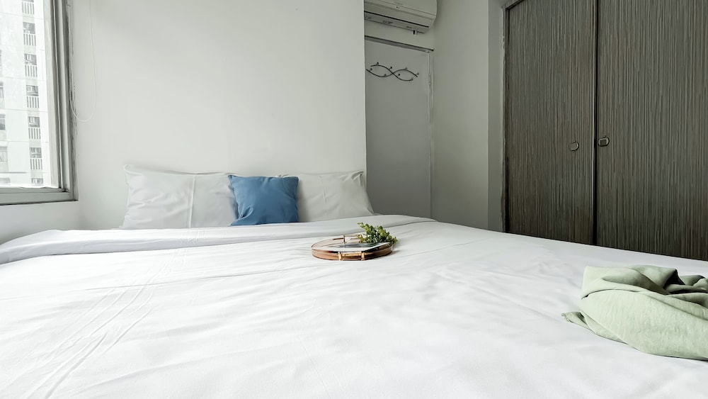Warm And Homey 2Br Apartment At Green Bay Pluit