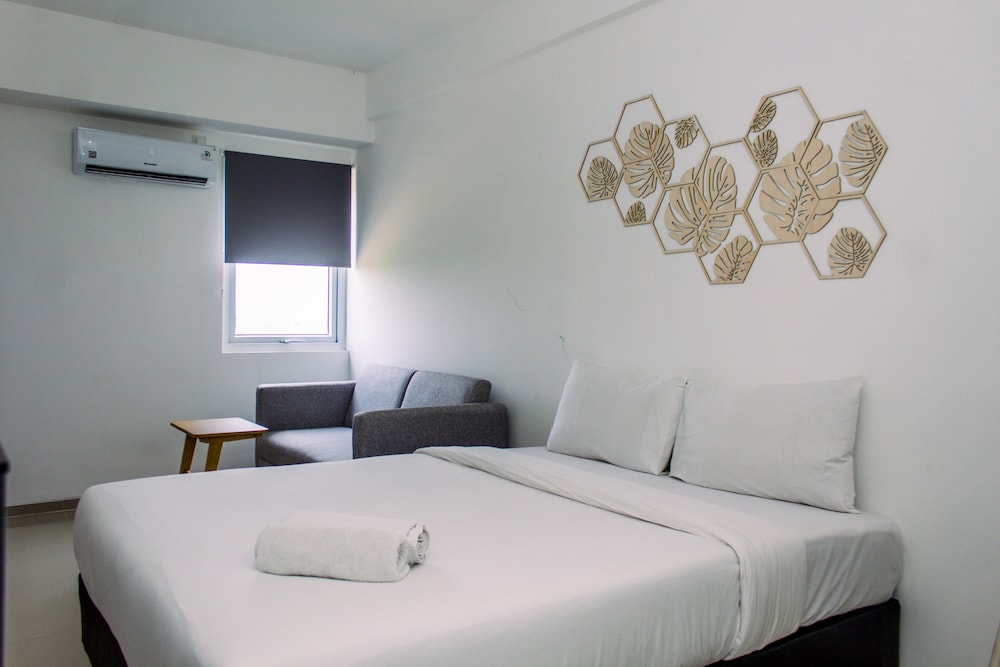 Cozy Studio Room Apartment At Aeropolis Residence view 2