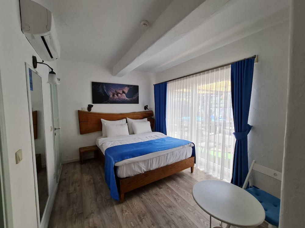 Alaçatı Otel Rebetiko - Image 72